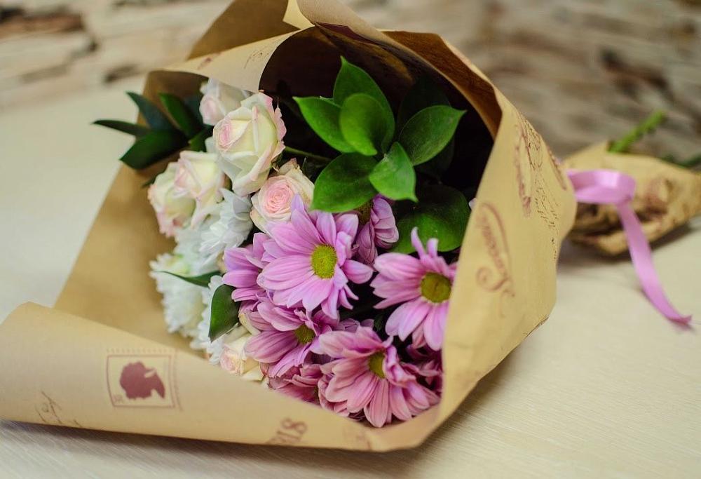 Букет цветов из: Розы и Хризантемы в Атагае