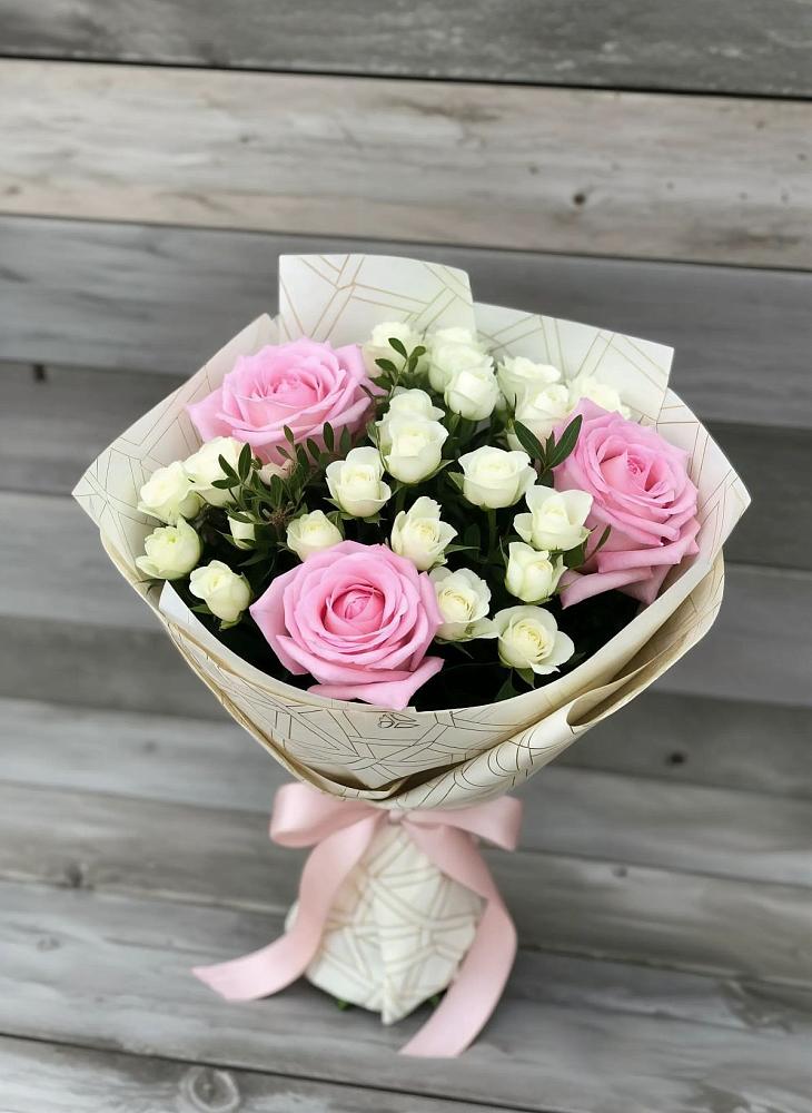 Букет цветов из: Розы в Атагае