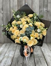 Букет цветов из:  Розы и Лизиантусы #REPLACE_PRED# Атагае