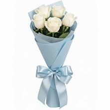 Букет 5 Белых роз Проуд в Атагае