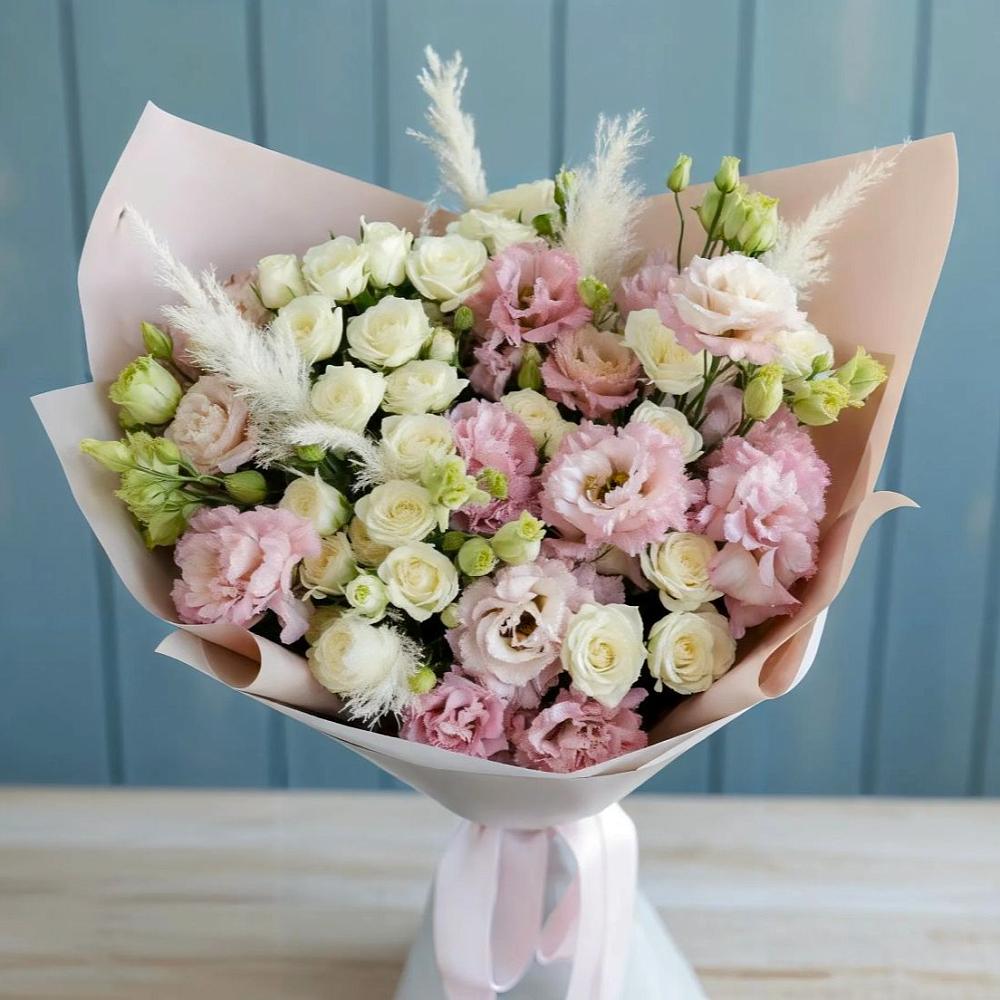 Букет цветов из: Альстромерии и Розы в Атагае