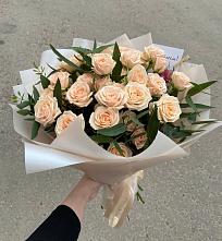 Букет Кремовые розы Латте в Атагае