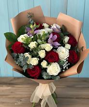 Букет цветов из:  Розы и Альстромерии в Атагае