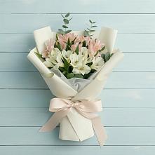 Букет цветов из:  Альстромерии в Атагае