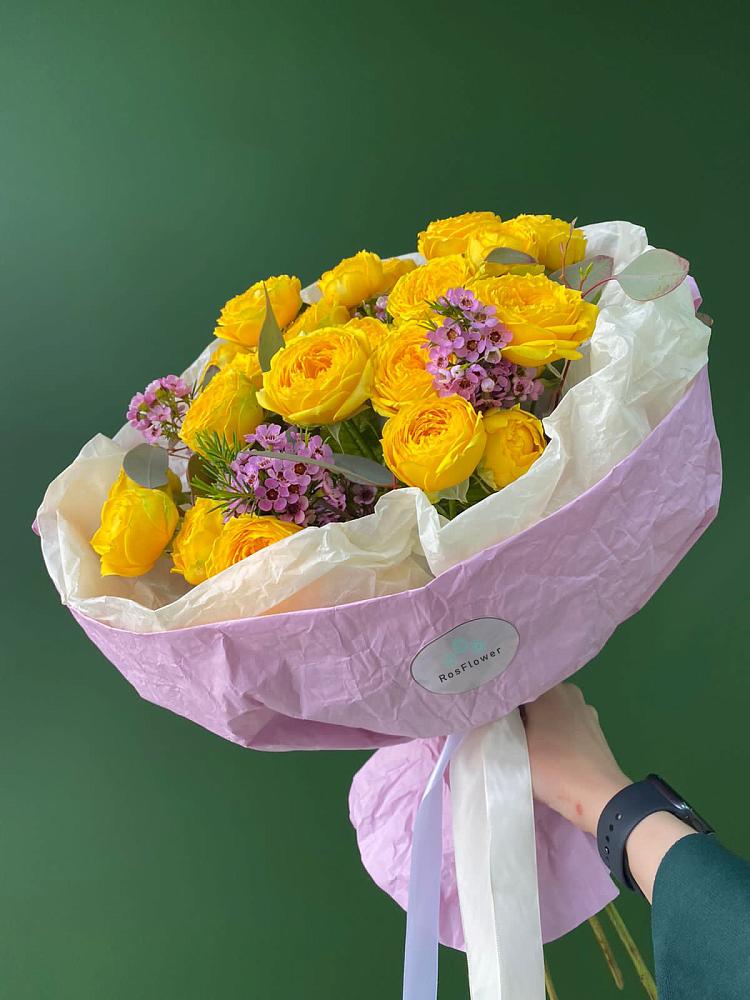 Кустовые желтые розы в Атагае Букет Кустовые желтые розы в Атагае