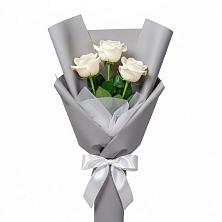 Букет 3 белые розы в Атагае