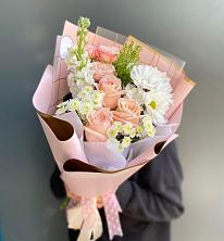 Букет цветов из:  Хризантемы и Розы в Атагае