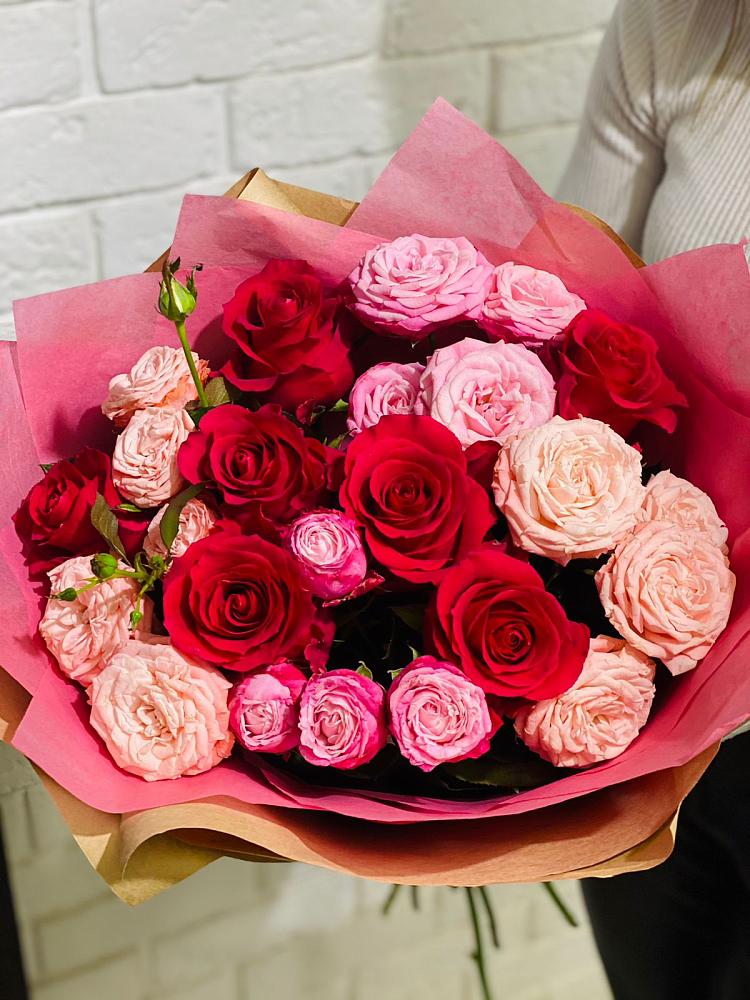 Букет цветов из: Розы в Атагае