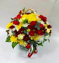 Цветочная композиция из Хризантемы и Розы в корзине в Атагае