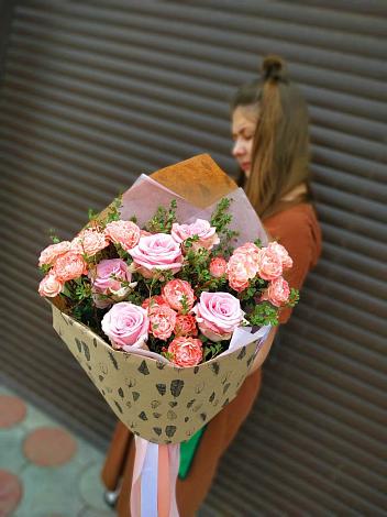 Букет цветов из: Розы в Атагае