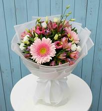Букет цветов из:  Герберы, Альстромерии и Лизиантусы в Атагае