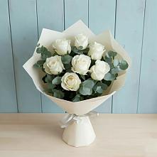 Букет Белые розы в Эвкалипте в Атагае